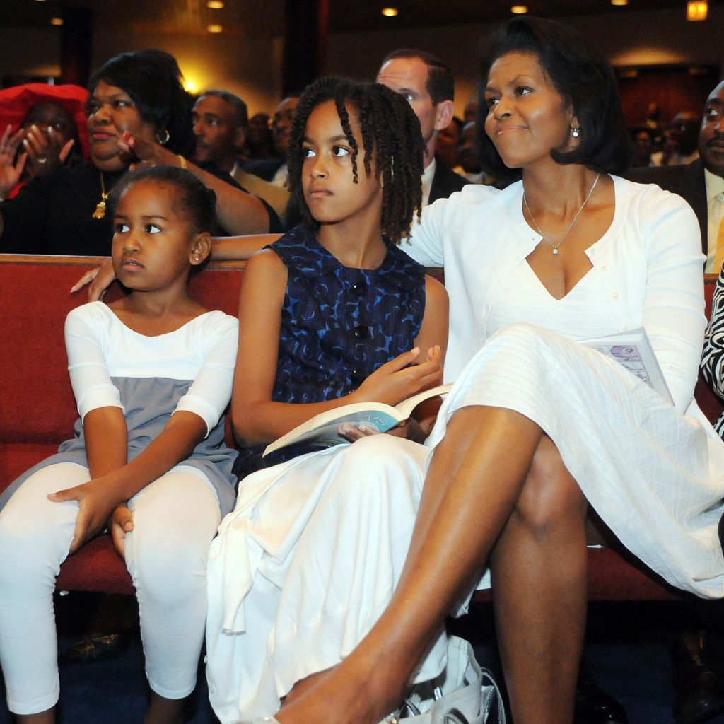 Sasha, Malia und Michelle Obama bei einem Event in Chicago im Juni 2008