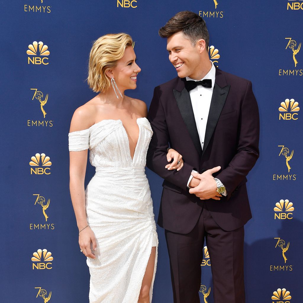 Scarlett Johansson und Colin Jost bei den Emmy Awards in Los Angeles