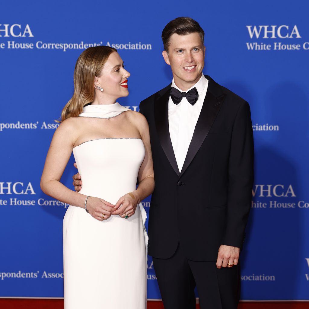Scarlett Johansson und Colin Jost beim Correspondents' Dinner des Weißen Hauses 2024