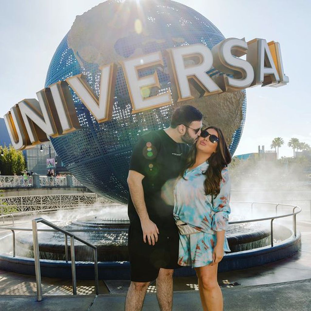 Scarlett Moffatt mit ihrem Freund Scott