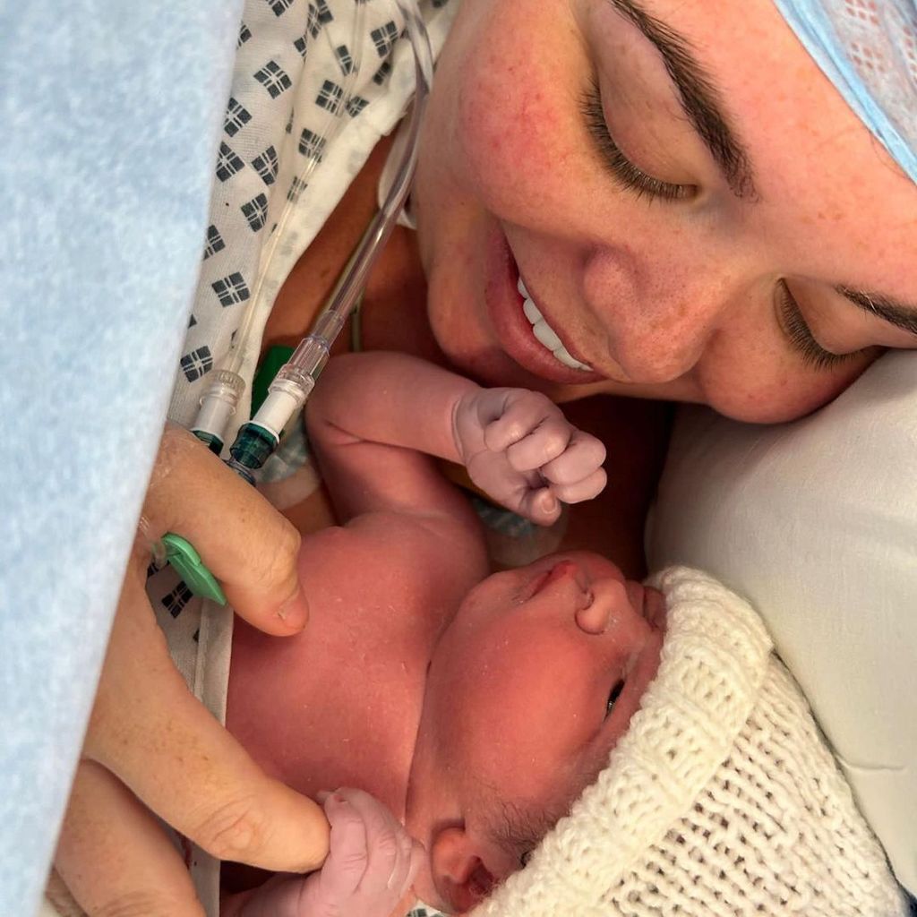 Scarlett Moffatt mit ihrem Sohn Jude