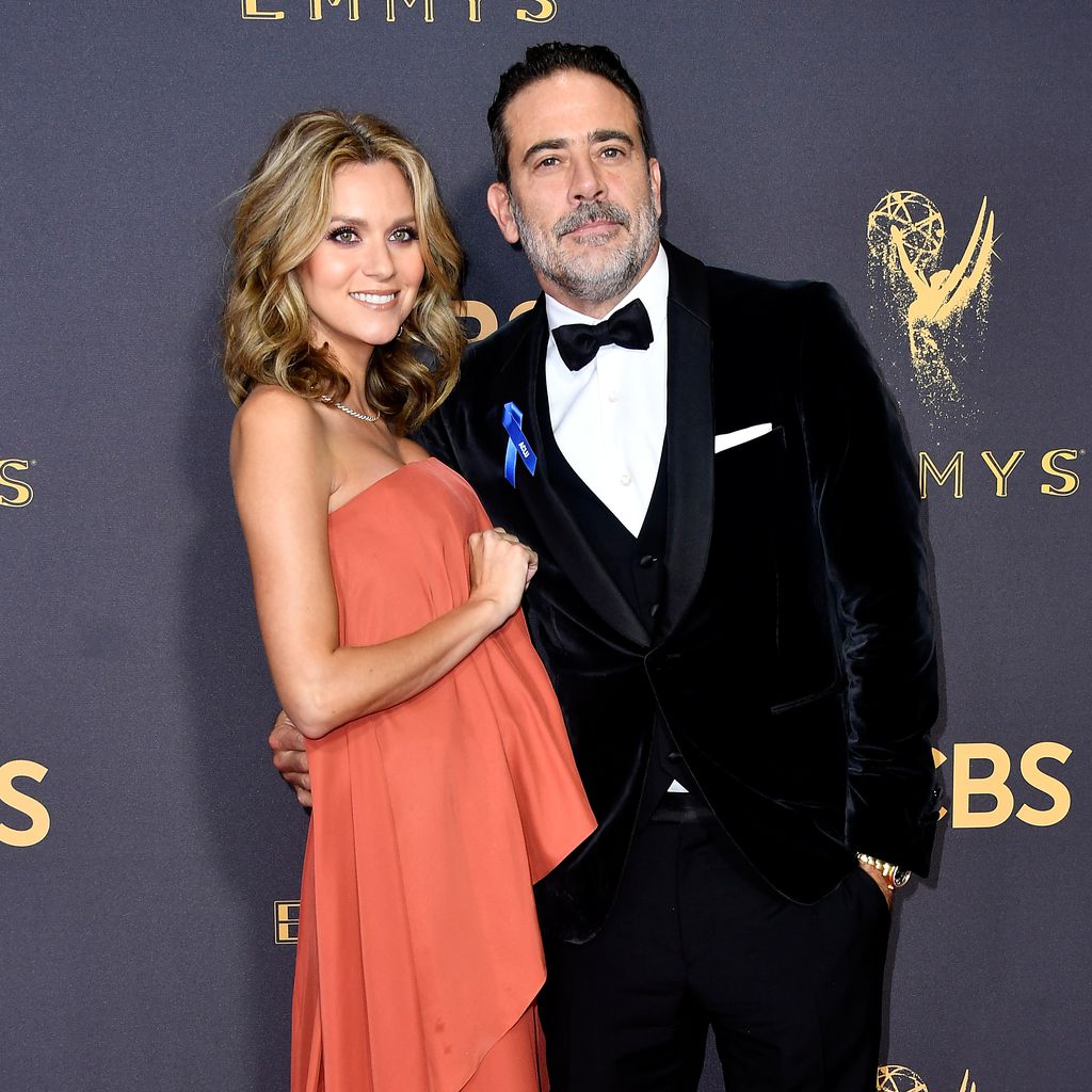 Schauspielerin Hilarie Burton mit Babybauch und ihrem Freund Jeffrey Dean Morgan