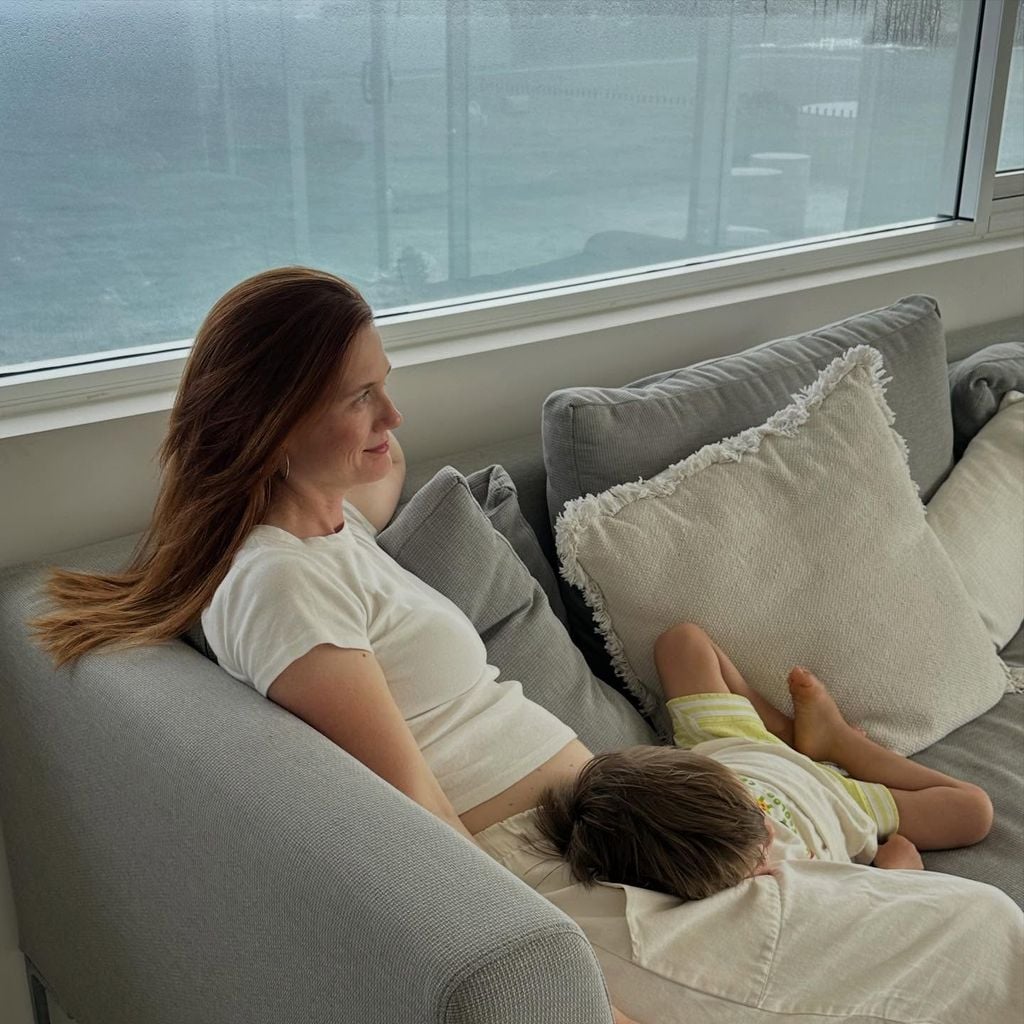 Schwangere Bonnie Wright mit ihrem Sohn, April 2026