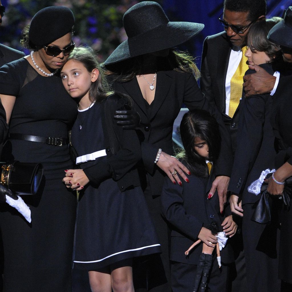 Die Jackson-Familie 2009 bei der Gedenkfeier für Michael Jackson