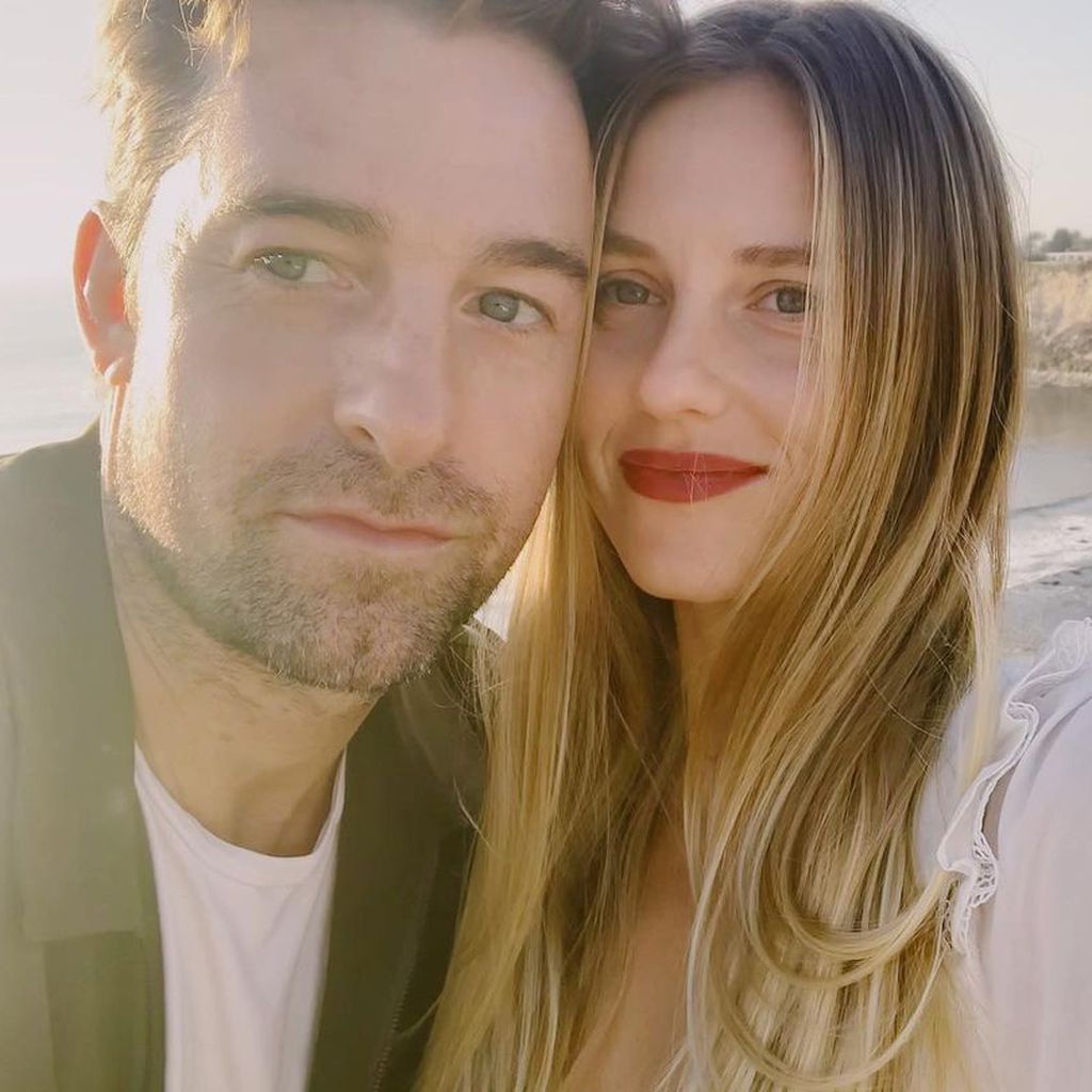 Scott Speedman und seine Partnerin Lindsay