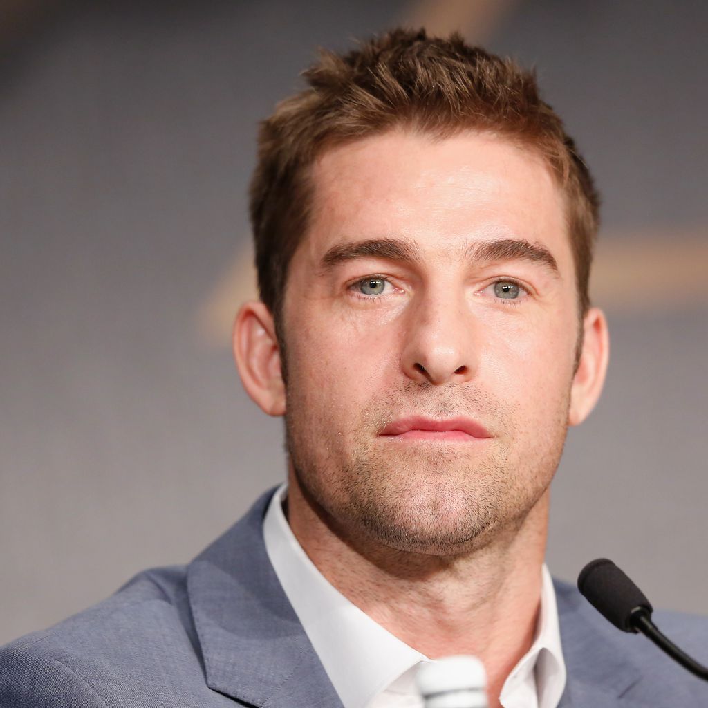 Scott Speedman bei einer Pressekonferenz 2014