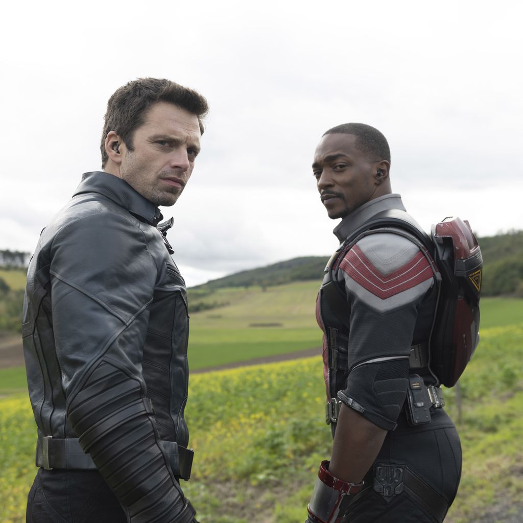 Sebastian Stan als Winter Soldier und Anthony Mackie als Falcon