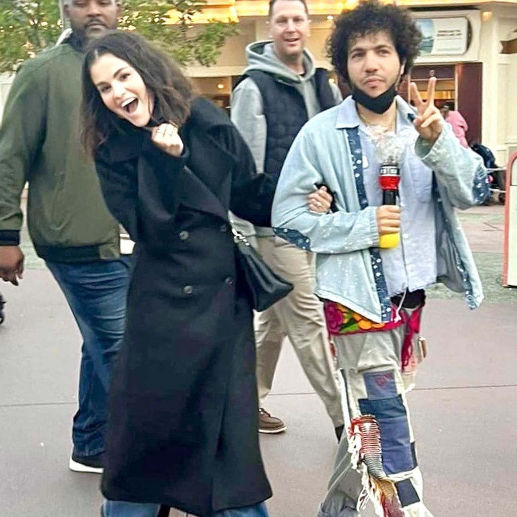 Selena Gomez und Benny Blanco im Disneyland, Februar 2025