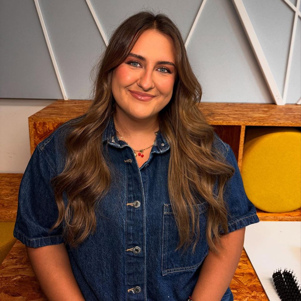 SelfieSandra, August 2025