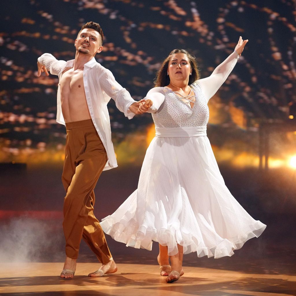 Selfiesandra und Zsolt Sándor Cseke bei "Let's Dance" 2025