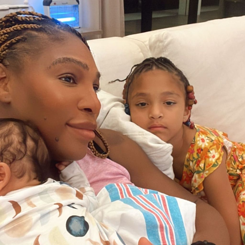 Serena Williams mit ihren Töchtern Adira und Olympia