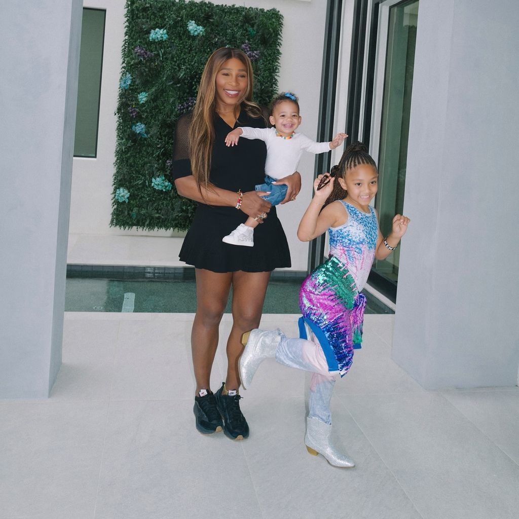 Serena Williams mit ihren Töchtern Alexis Olympia Jr. und Adira River