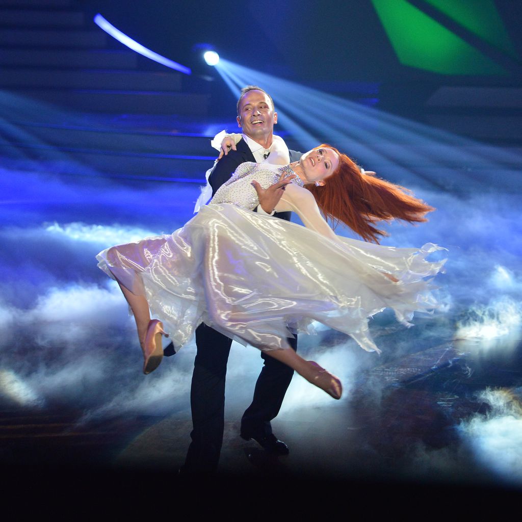 Sergiu Luca und Barbara Meier tanzen den Langsamen Walzer bei "Let's Dance"