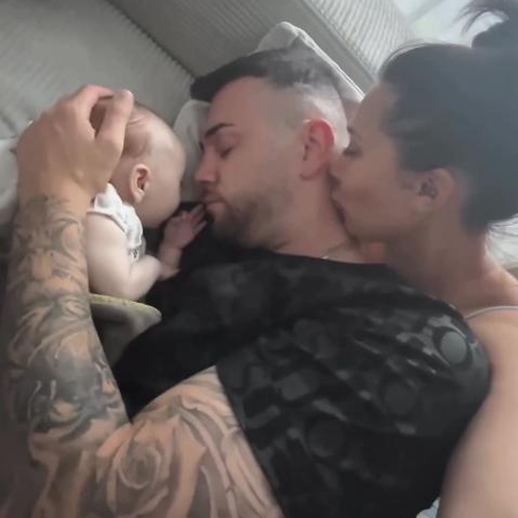 Serkan und Samira Yavuz mit Tochter Valea