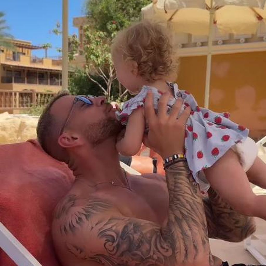 Serkan Yavuz und Tochter Valea im Urlaub, September 2025