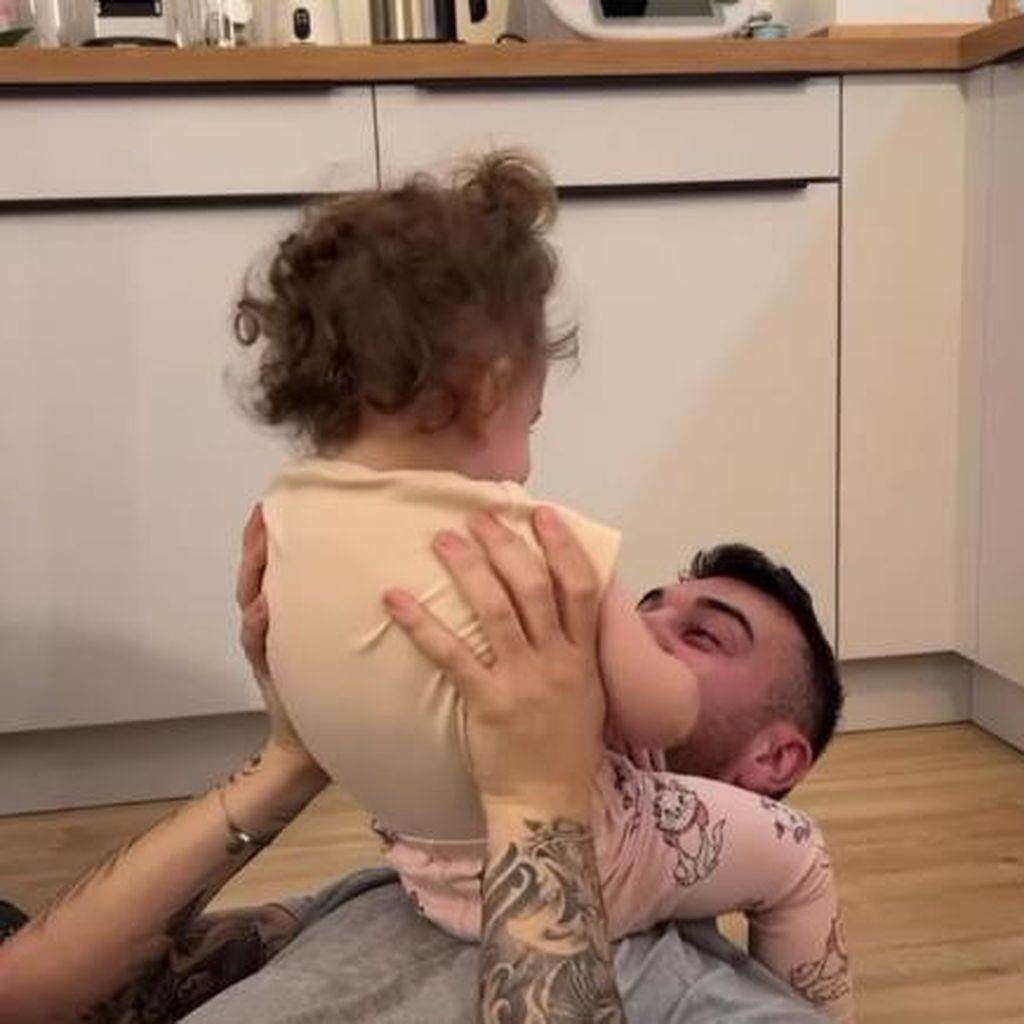 Serkan Yavuz mit seiner Tochter Nova