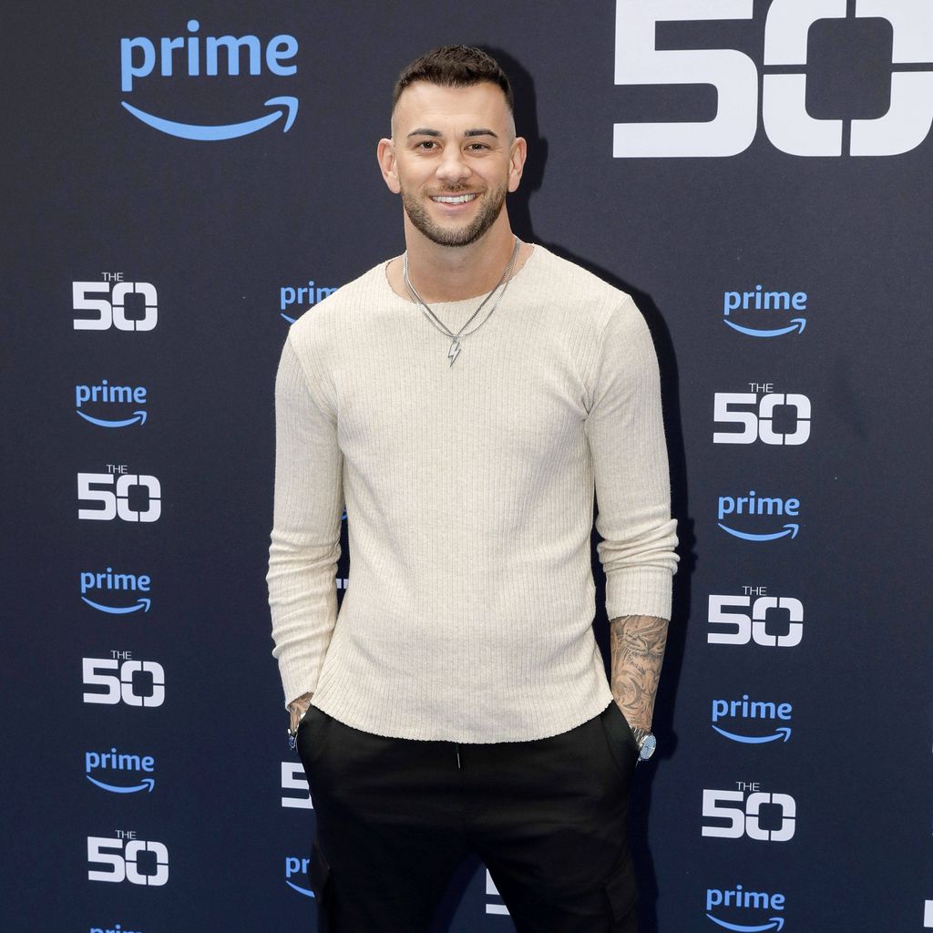 Serkan Yavuz beim Photocall zur Amazon-Show "The 50" in der Wolkenburg in Köln, 09.04.2024