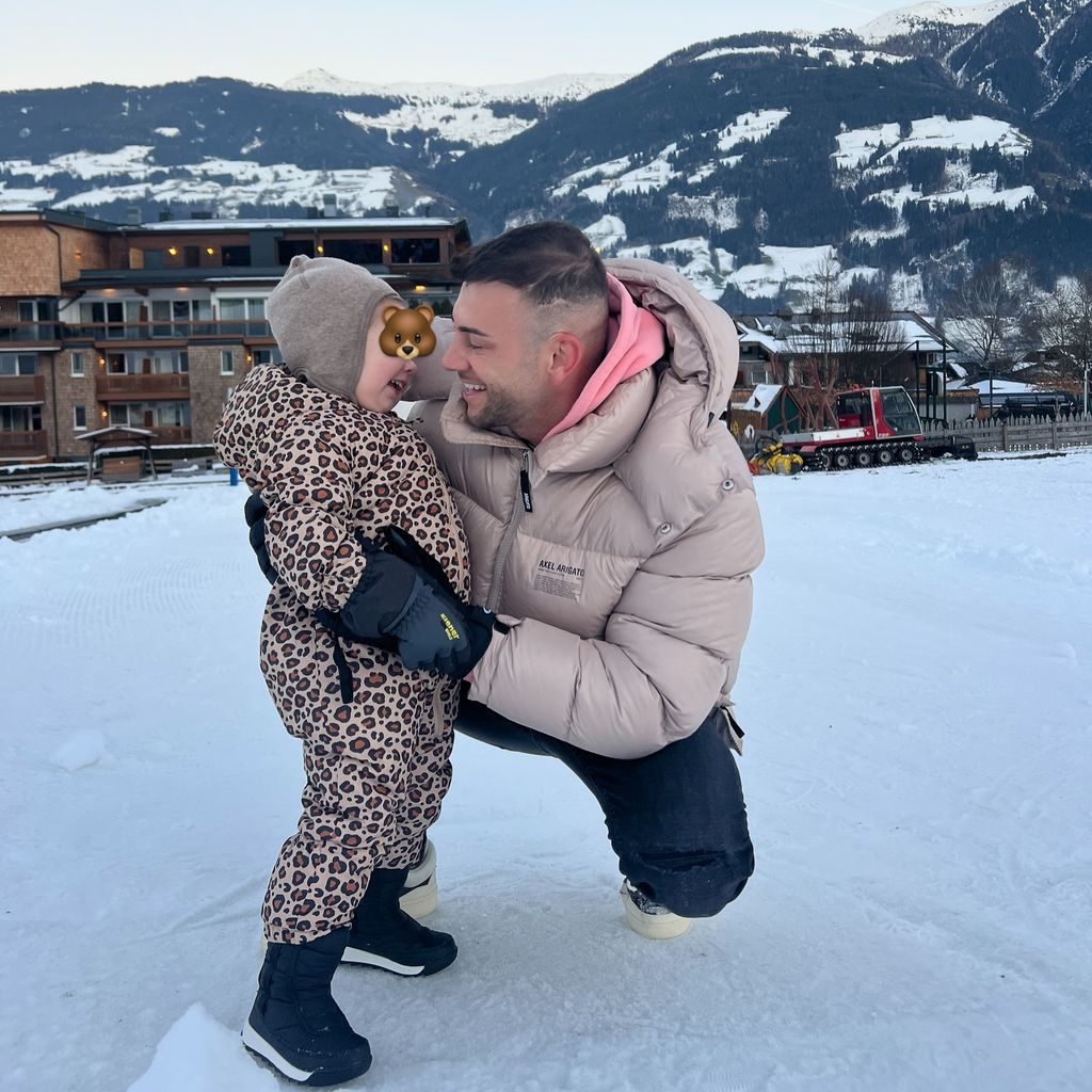 Serkan Yavuz mit seiner Tochter Nova Skye Sya