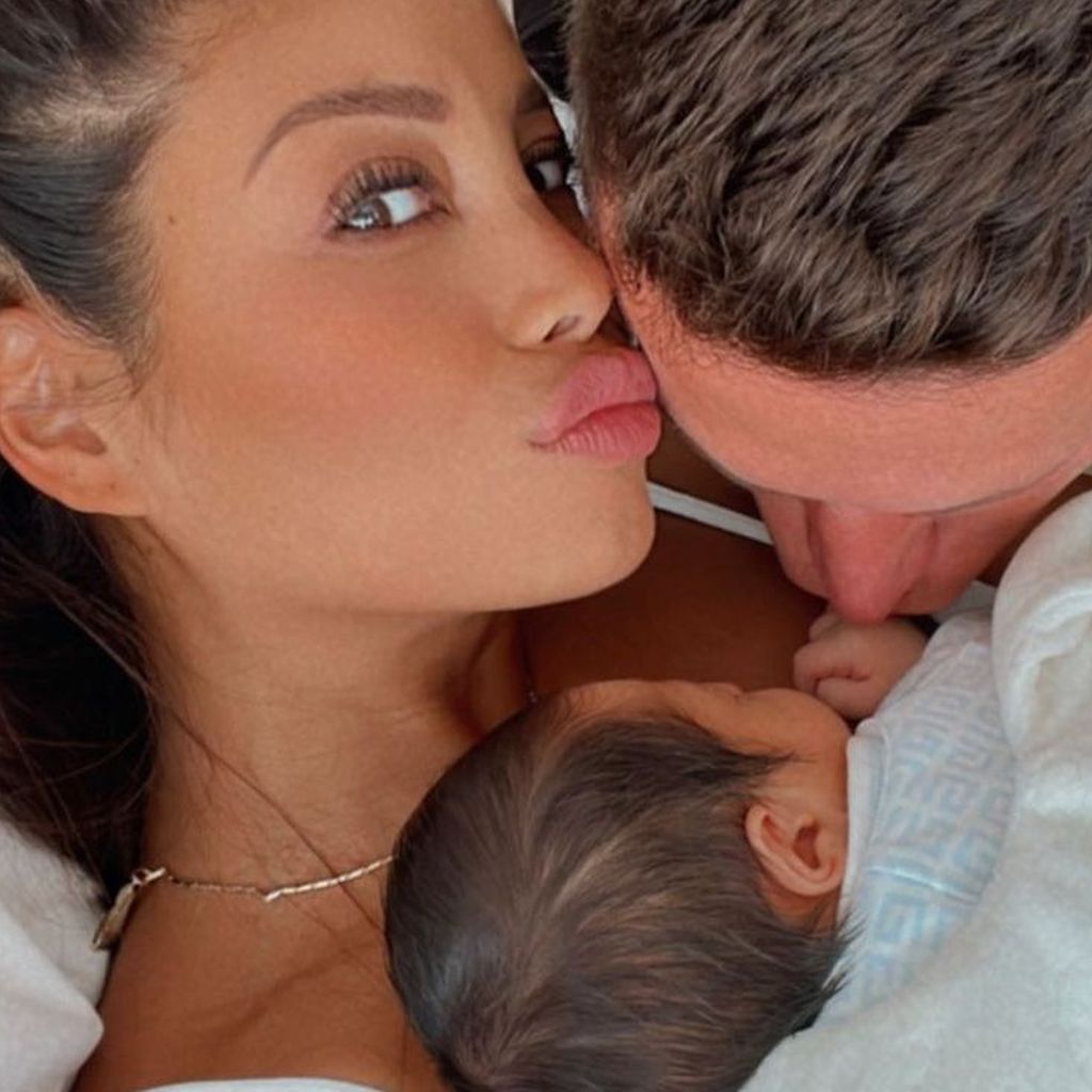 Sethanie Taing und Julian Draxler mit ihrem Baby im September 2022