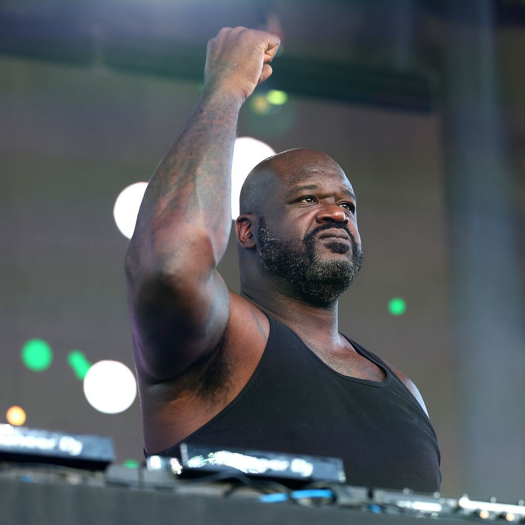 Shaquille O'Neal legt als DJ Diesel auf