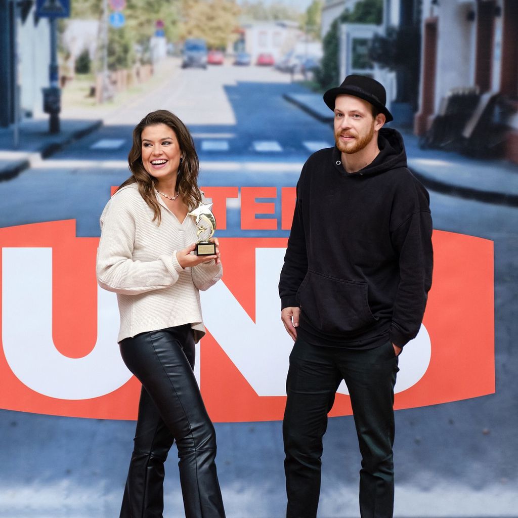 Sharon Berlinghoff und Patrick Müller bei der Preisverleihung der "Unter uns"-Starwahl 2021