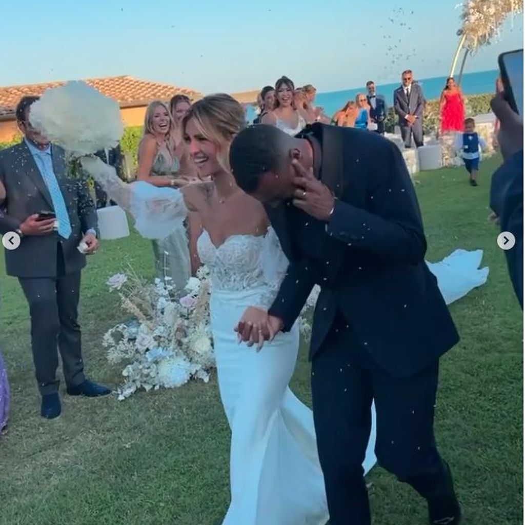 Sharon Canu und Ashley Cole bei ihrer Hochzeit im Juli 2023