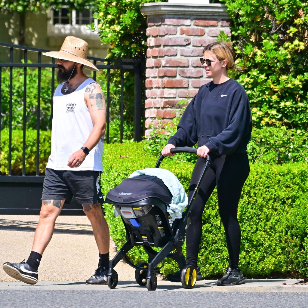 Shia LaBeouf und Mia Goth im April 2022