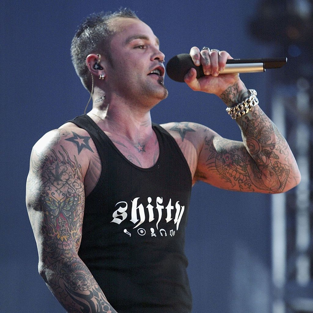 Shifty Shellshock bei einem Auftritt in Südafrika 2003