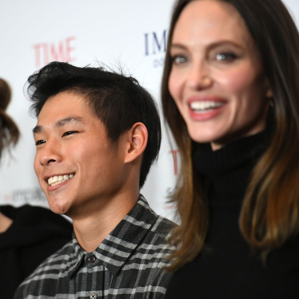 Shiloh Jolie-Pitt, Pax Thien Jolie-Pitt und Angelina Jolie im November 2021 in Los Angeles