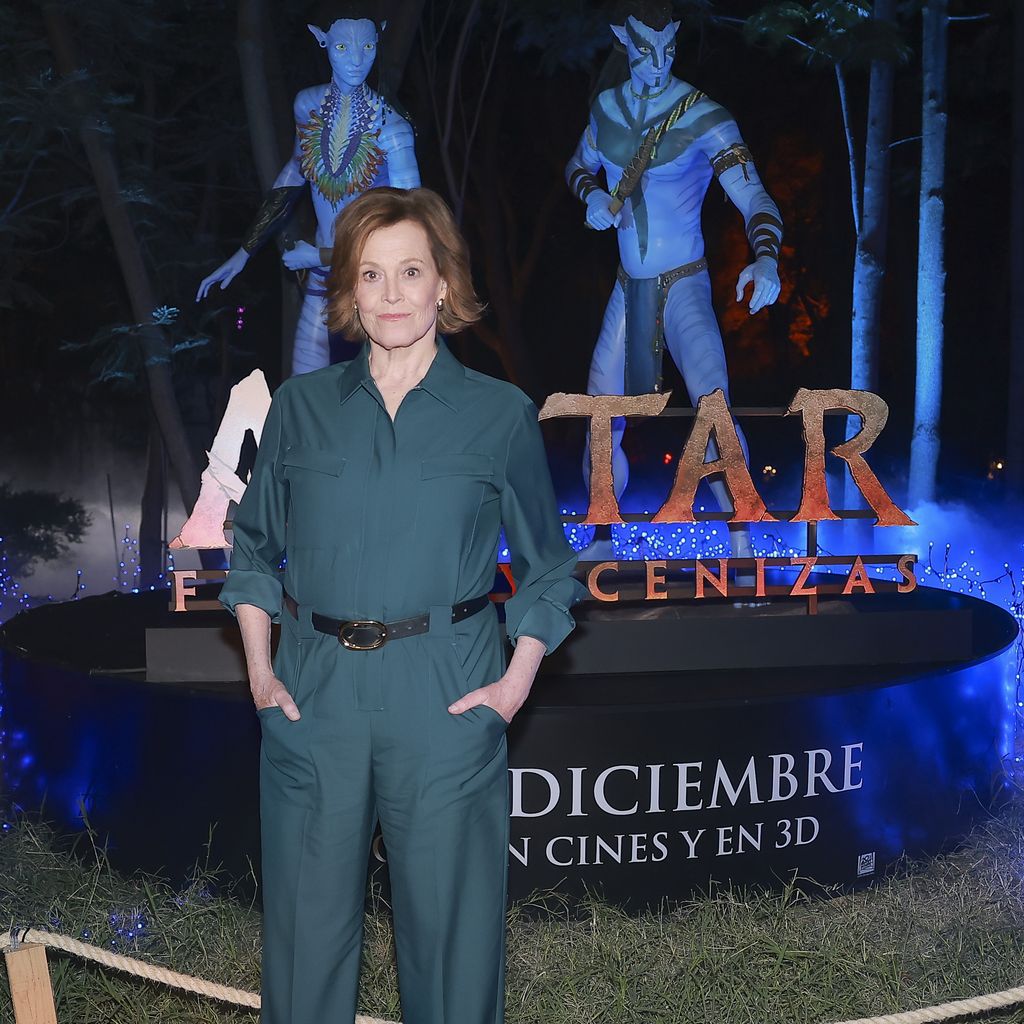 Sigourney Weaver bei einem Meet & Greet zu "Avatar: Fire & Ash" in Mexico City