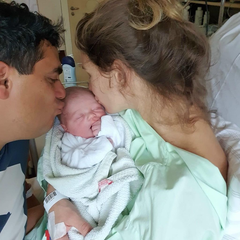 Silva Gonzalez und Stefanie Schanzleh mit ihrem Sohn Louis Silva