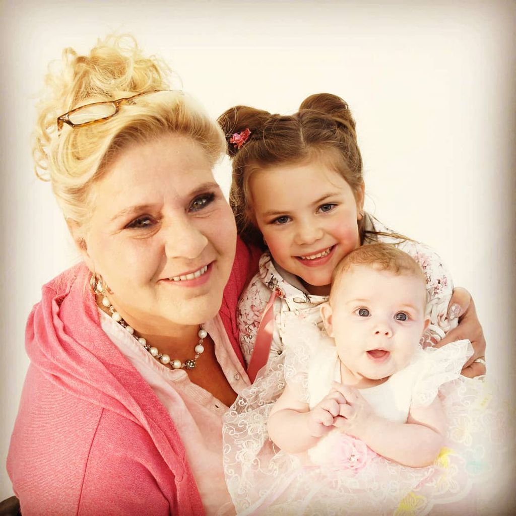 Silvia Wollny mit den Enkelkindern Celina-Sophie und Anastasia Sophie