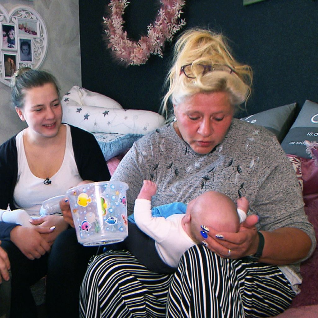 Peter, Sarafina und Silvia Wollny mit den Zwillingen
