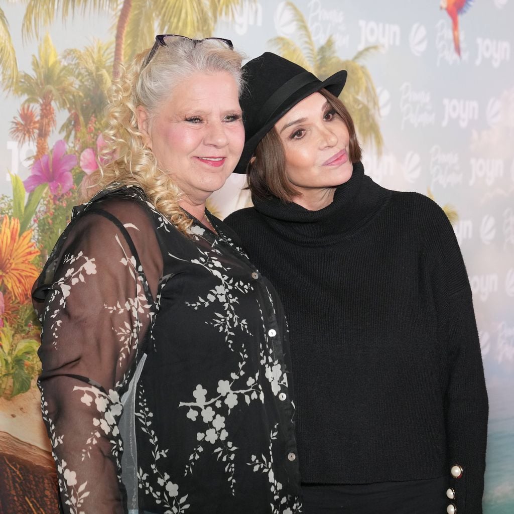 Silvia Wollny und Anouschka Renzi bei der Premiere von "Promis unter Palmen", Februar 2026
