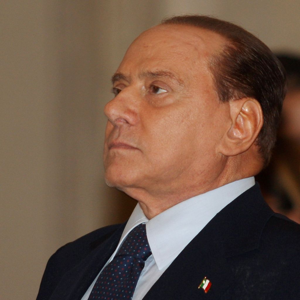 Silvio Berlusconi, 2011
