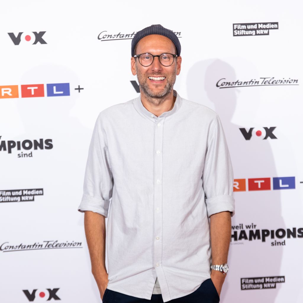 Simon Beeck, Moderator