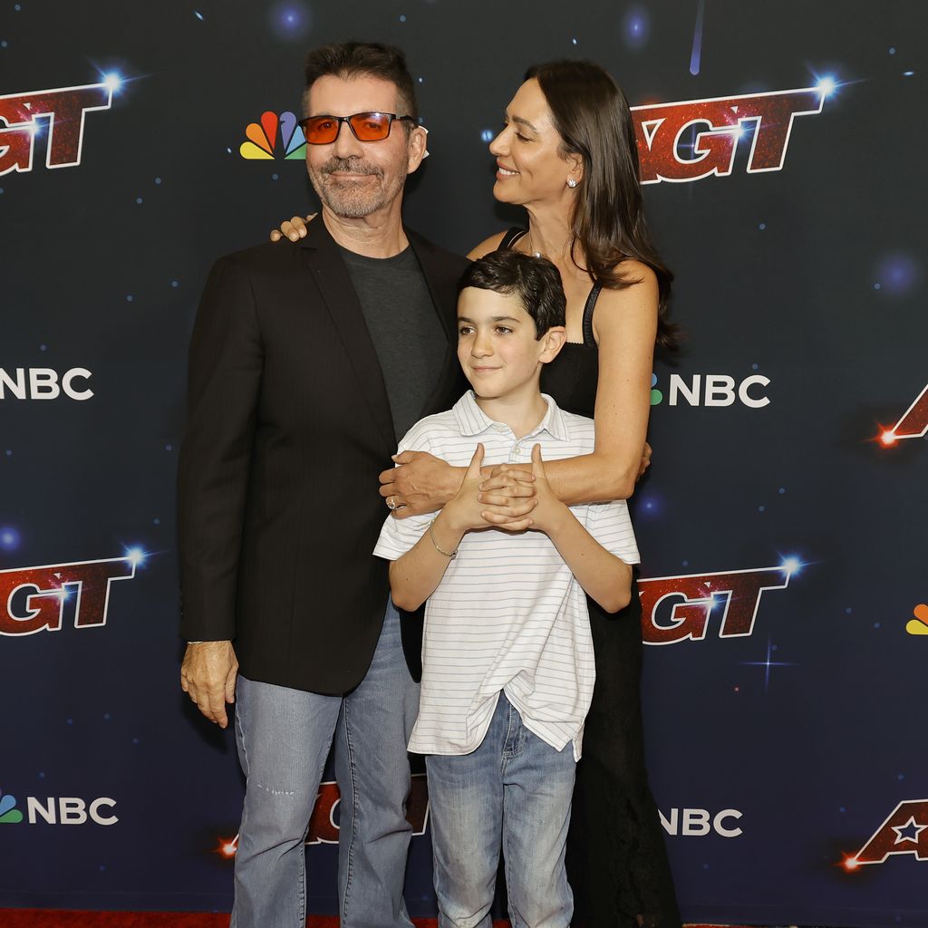 Simon Cowell, Sohn Eric und Lauren Silverman auf dem Red Carpet