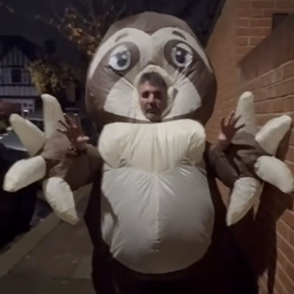 Simon Cowell im Halloween-Kostüm bei Instagram