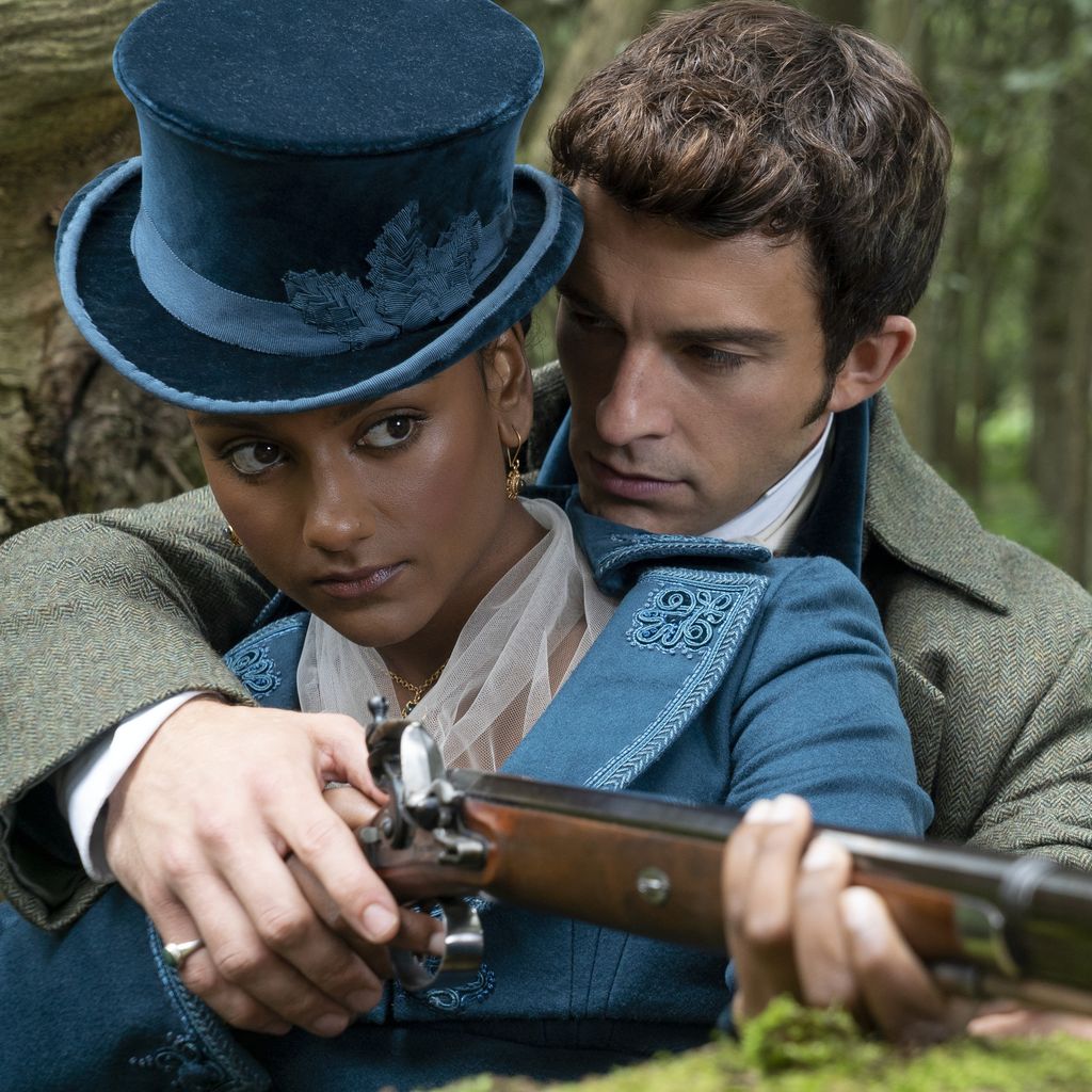 Simone Ashley als Kate Sharma und Jonathan Bailey als Anthony Bridgerton in "Bridgerton"