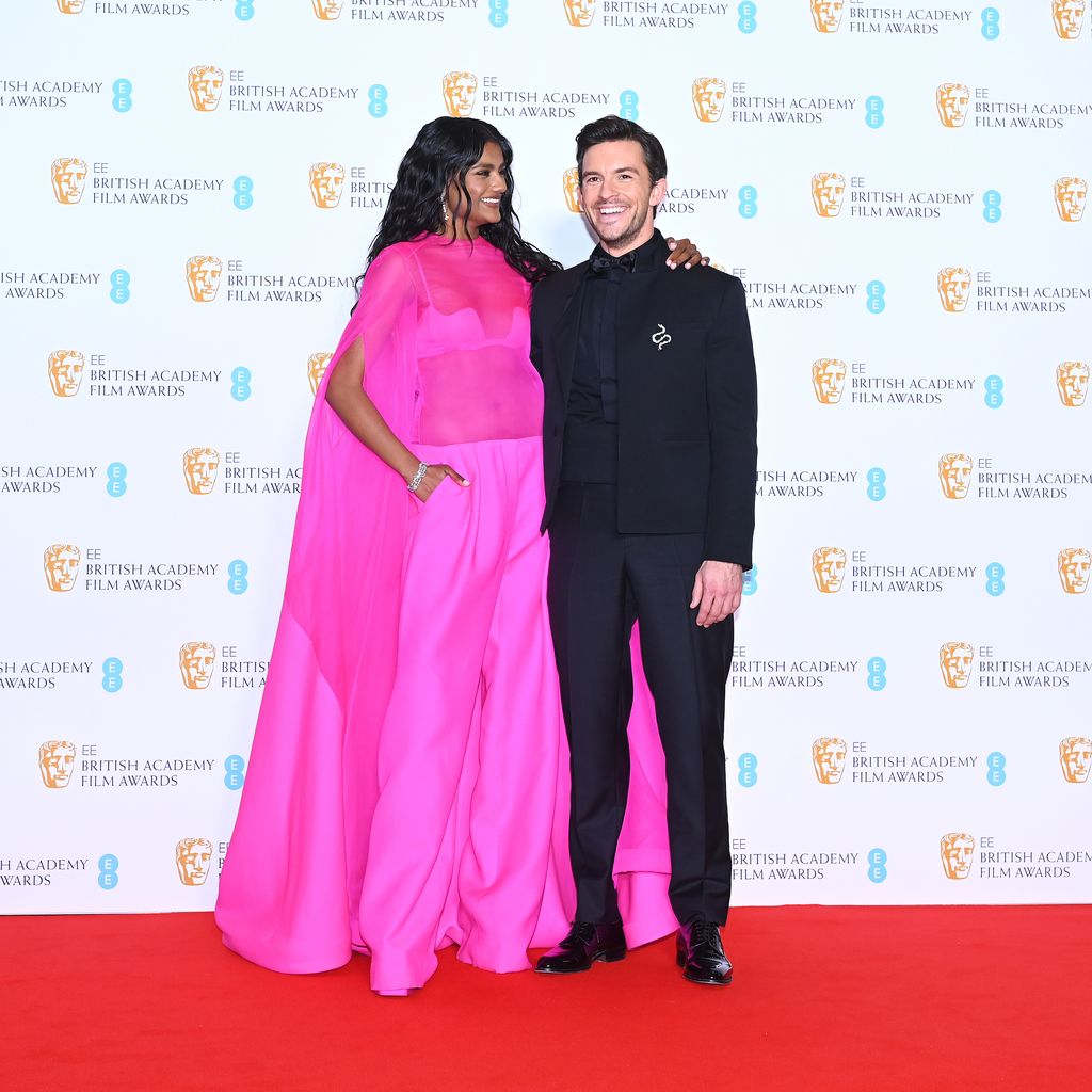 Simone Ashley und Jonathan Bailey, "Bridgerton"-Darsteller