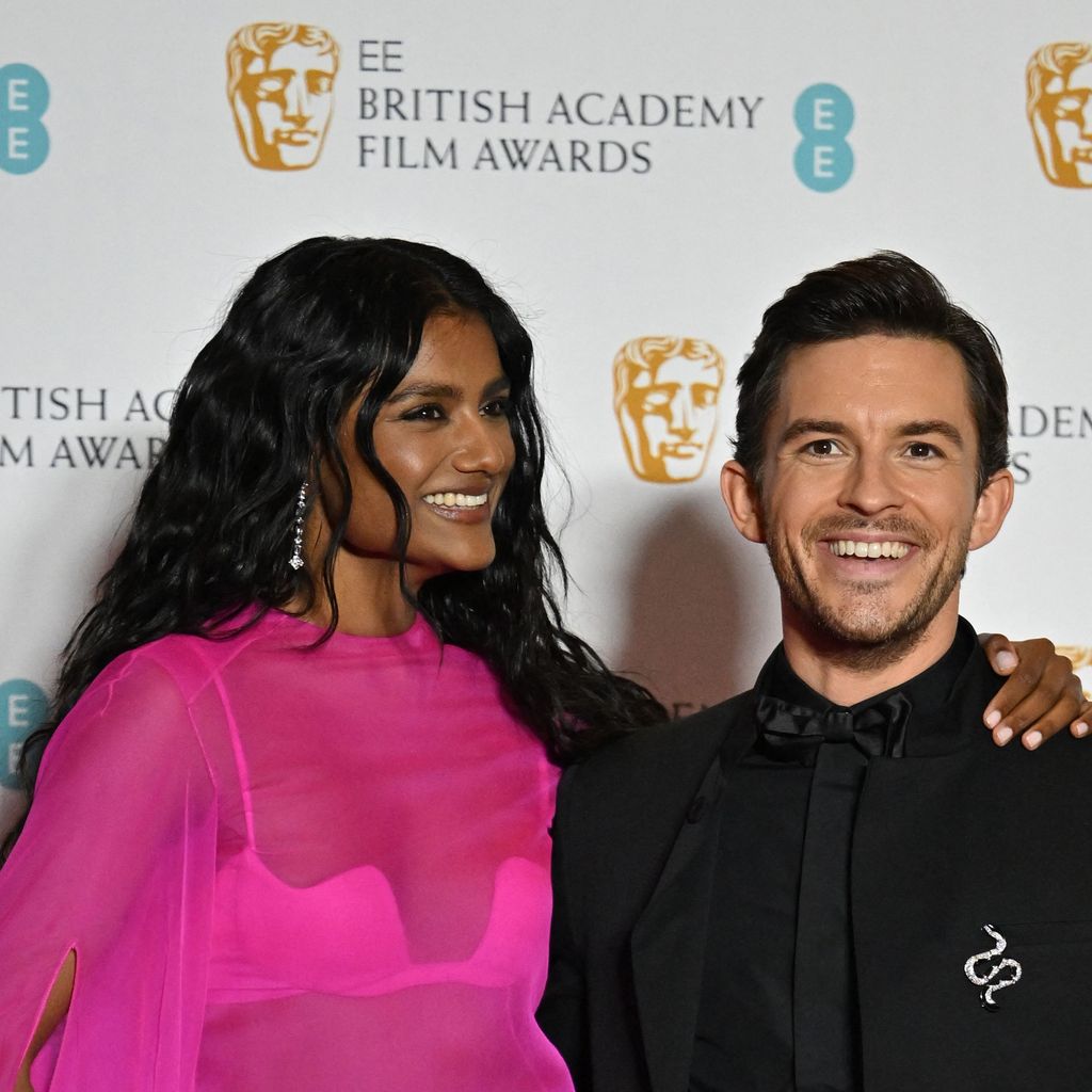 Simone Ashley und Jonathan Bailey, "Bridgerton"-Darsteller