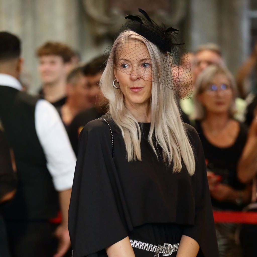 Simone Lugner bei der Beerdigung von Richard Lugner