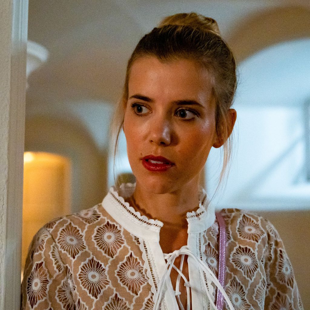 Sina Zadra als Josefin Reinhard in "Verbotene Liebe – Next Generation"