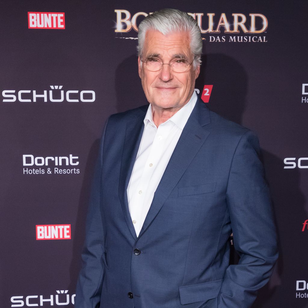 Sky du Mont, Schauspieler
