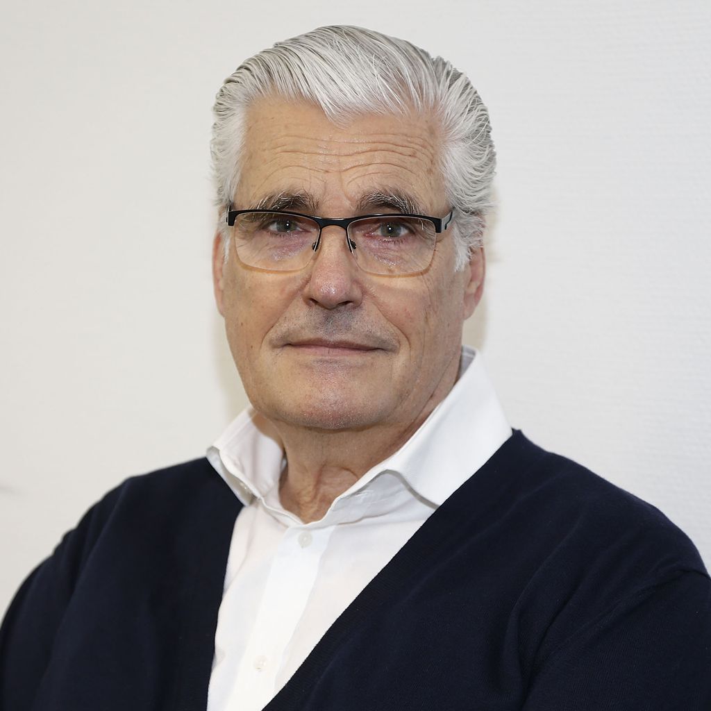 Sky du Mont, Schauspieler