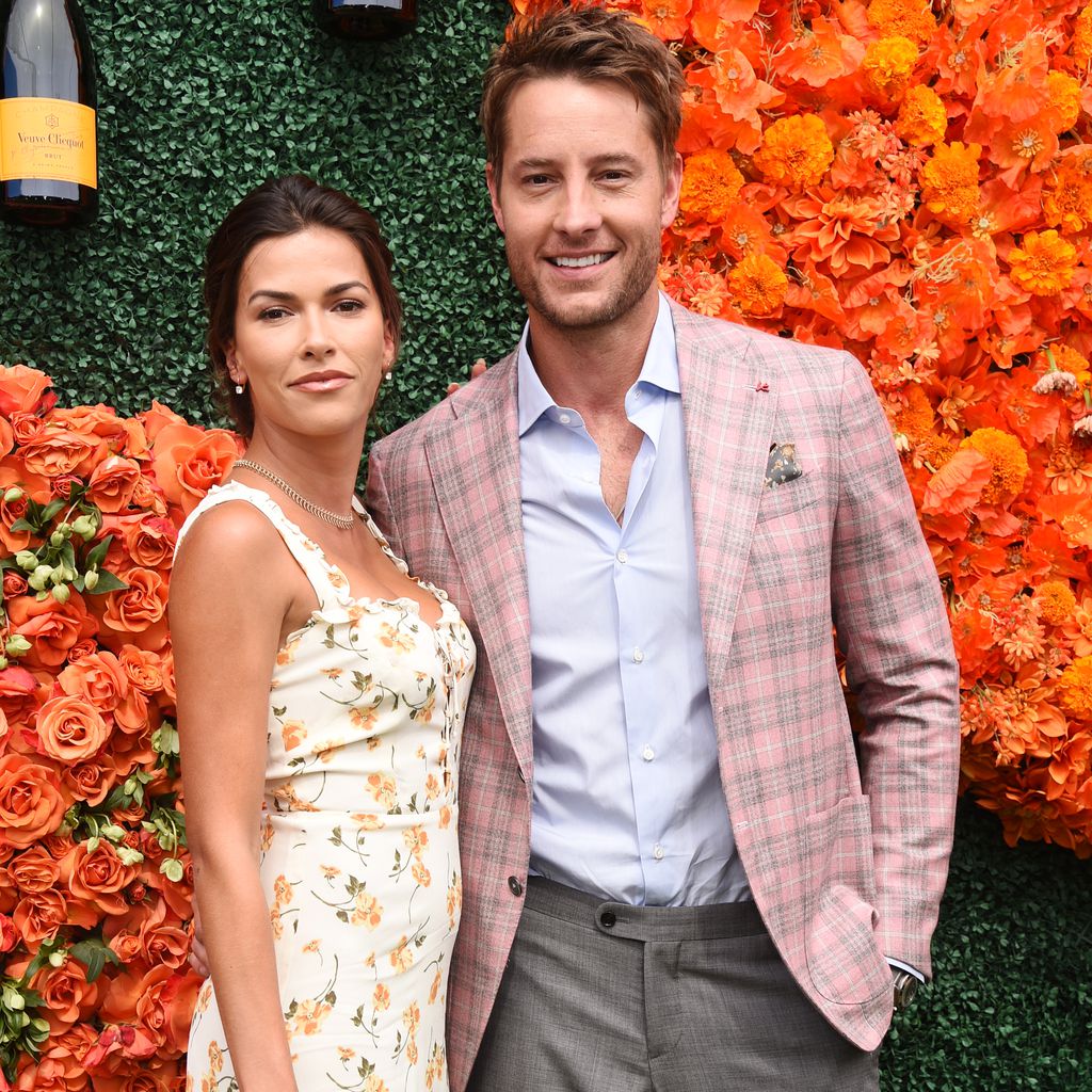 Sofia Pernas und Justin Hartley im Oktober 2021 in Kalifornien
