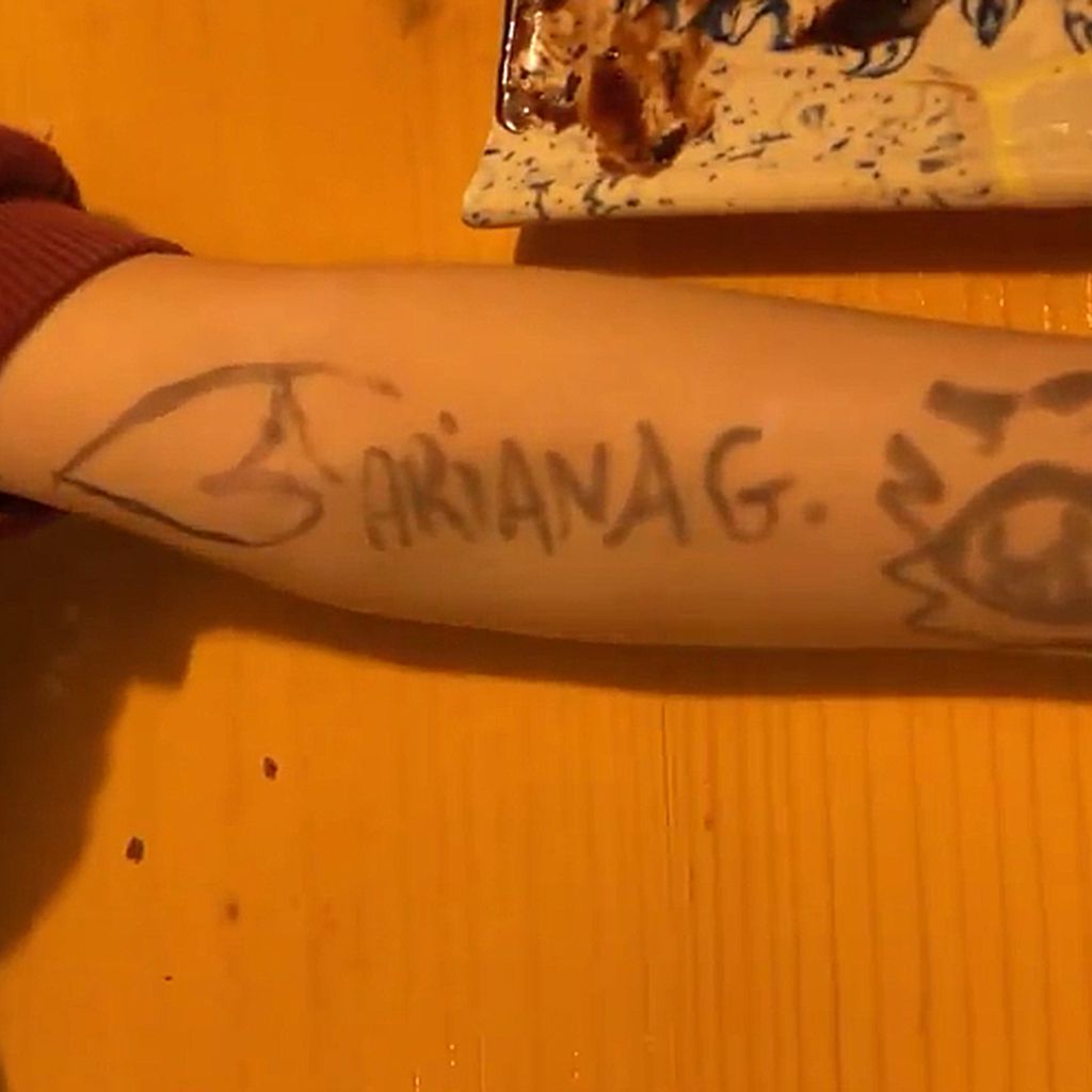 Sophia Cordalis' Tattoo für Ariana Grande