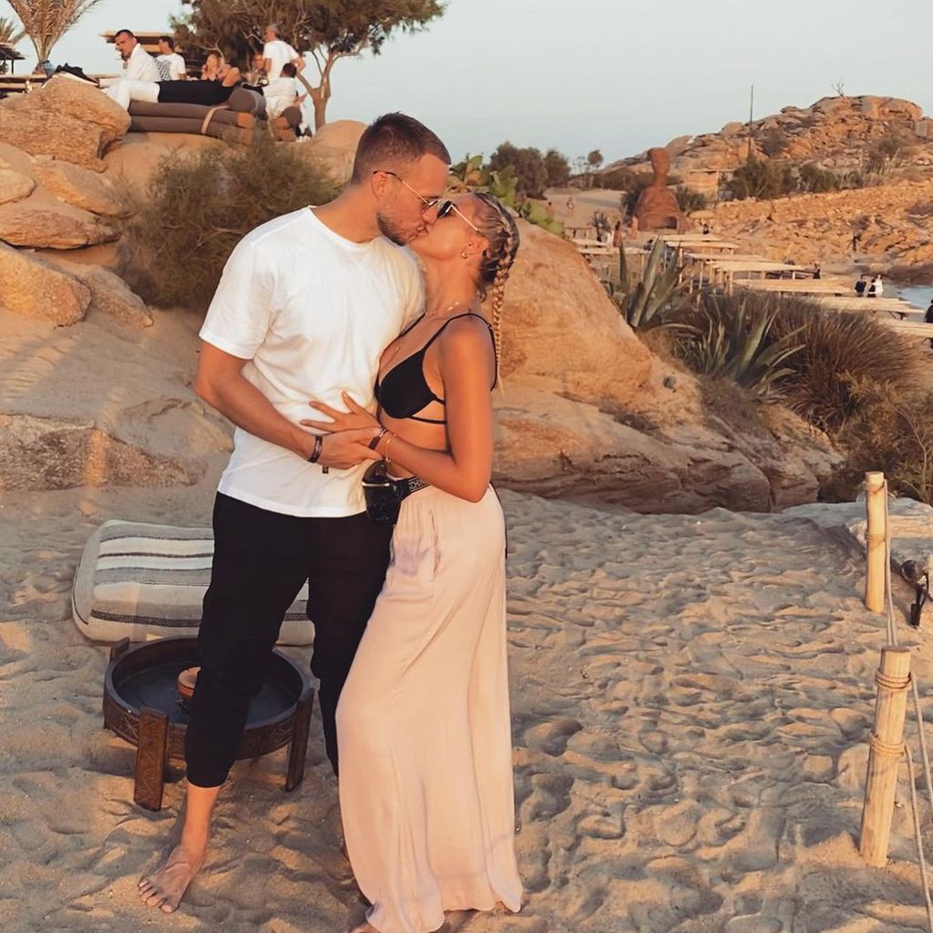 Basti Scheibe und Sophia-Luise Lewe im Jahr 2021 auf Mykonos