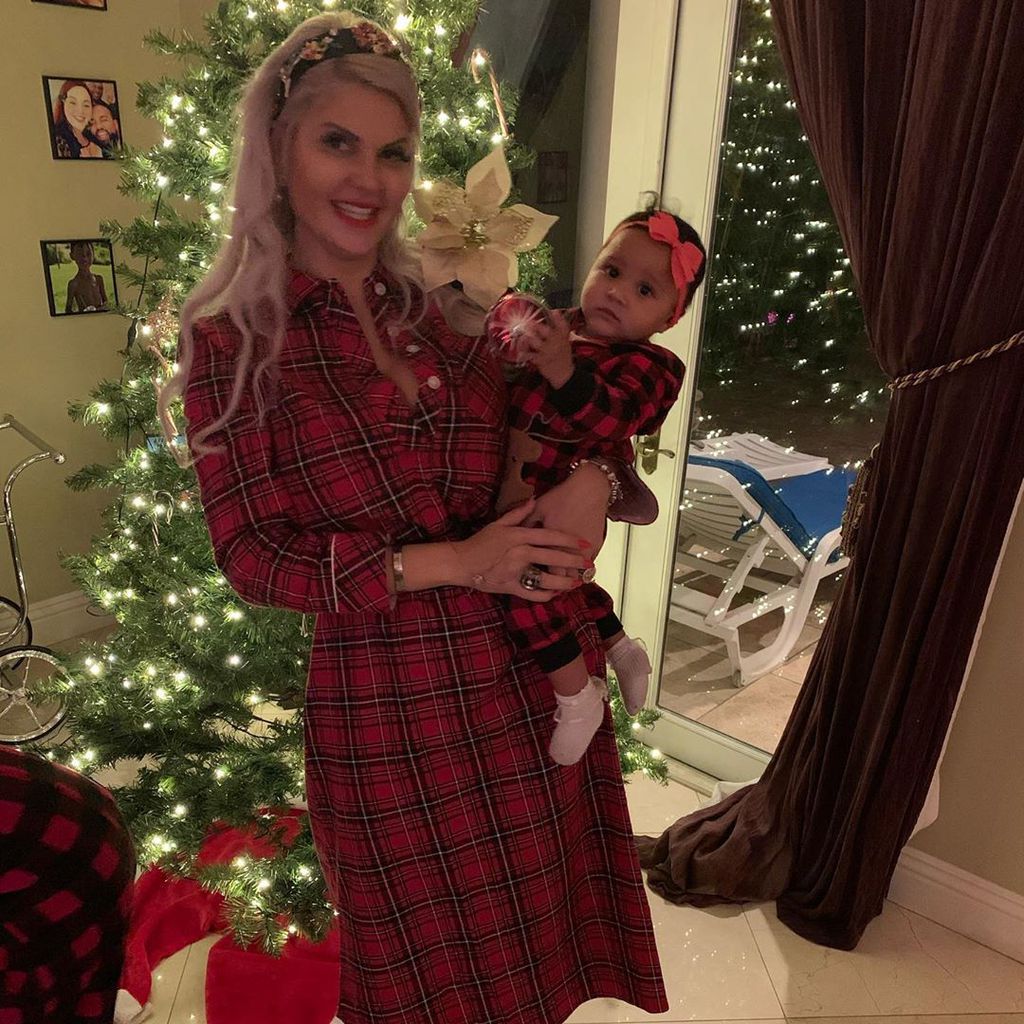 Sophia Vegas mit ihrer Tochter Amanda, Dezember 2019