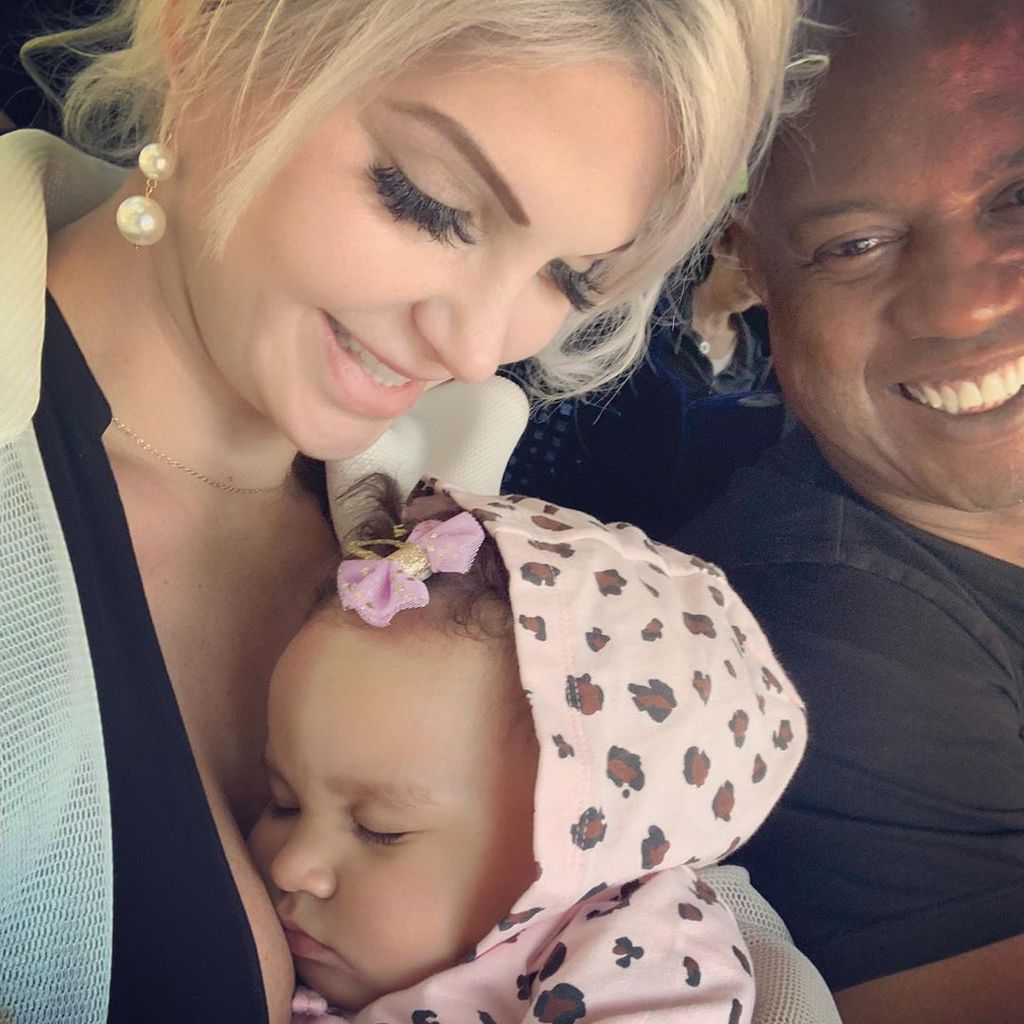 Sophia Vegas mit Tochter Amanda und ihrem Mann Daniel Charlier, Februar 2020